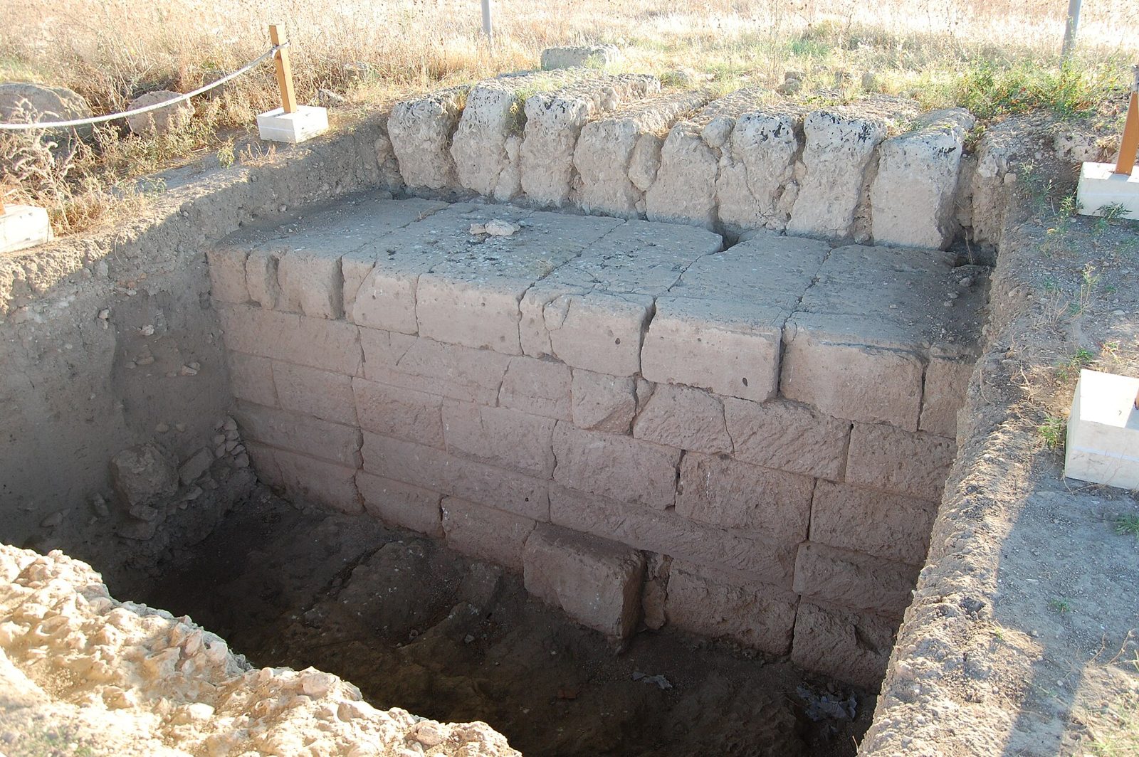 Le strutture del parco archeologico di Manduria.